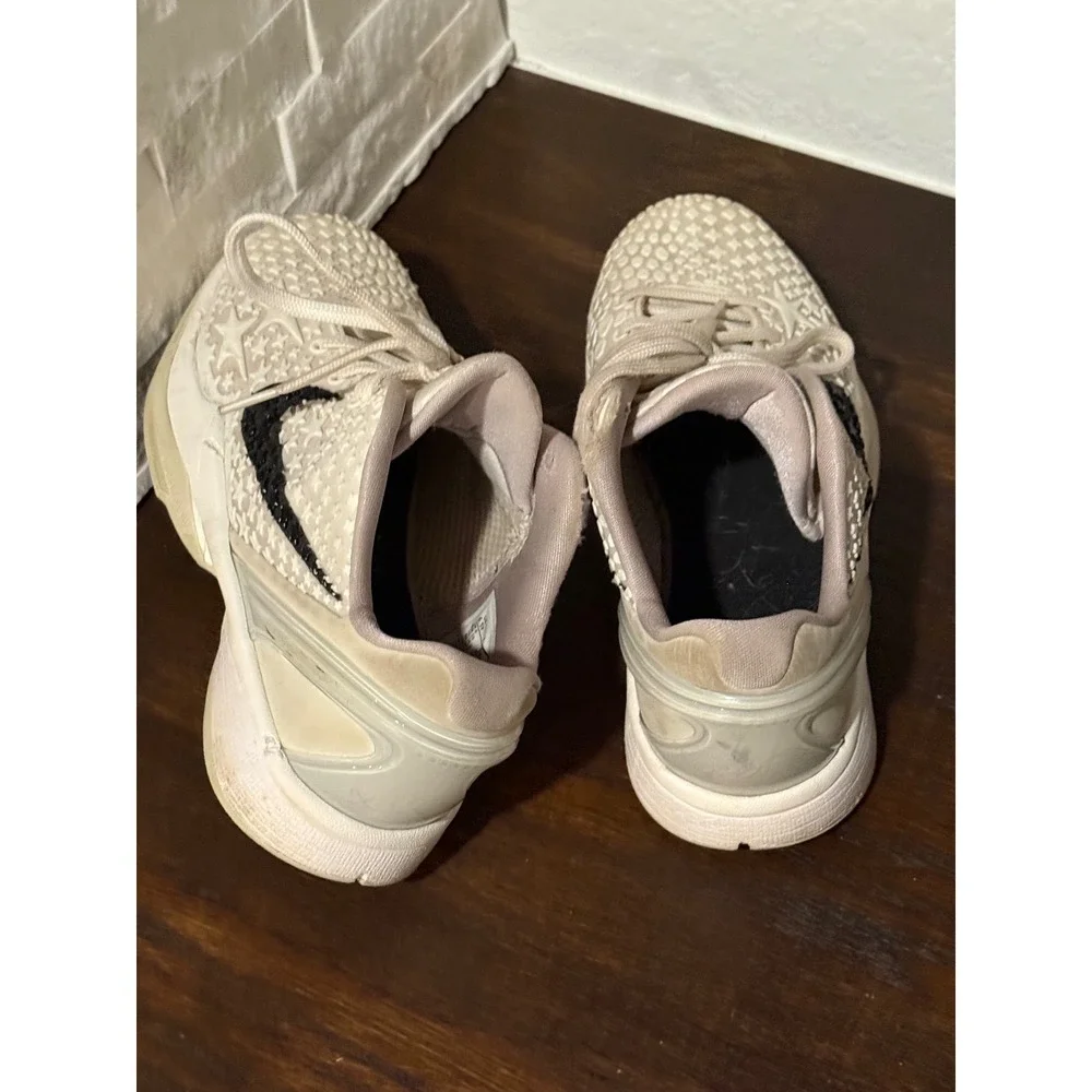 Nike Kobe 6 Protro Mambacita Sweet 16 White / Black Size: Boys 6.5Y Shoes